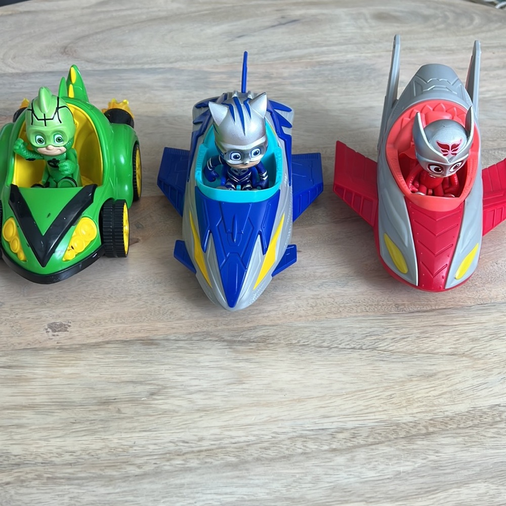 PJ MASKS Figure Racers - Picture 2 of 4